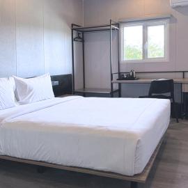 Conjioo Hotel Sumbawa Managed by MHM, viešbutis mieste Maluk