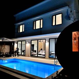 BEST SPA 99، فندق في Miyamae
