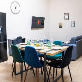 L'ÉLÉGANT Appartement Climatisé à 300m du Théâtre Antique