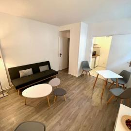 Spacieux duplex parisien rénové, proche Tour Eiffel