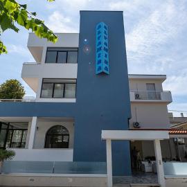 Hotel Altamira, hotel v destinaci Roseto degli Abruzzi