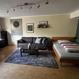Ruhige Wohnung am Ortsrand - nahe KIT-Campus Nord, hotel di Eggenstein-Leopoldshafen