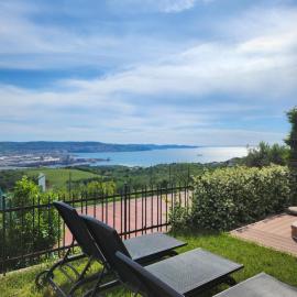 Apartment Koper with Sea View and jacuzzi