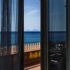 Grazia's Aeolian View House