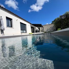 Villa Spacieuse avec Piscine