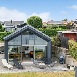 Awesome Home In Hejls, Hotel in Hejls