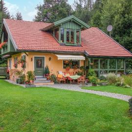 3 Bedroom Amazing Home In Bayerisch Eisenstein, hotel a Bayerisch Eisenstein