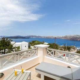 William's Houses, hotel u gradu Akrotiri