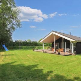 4 star holiday home in Hadsund-By Traum, hotel di Hadsund