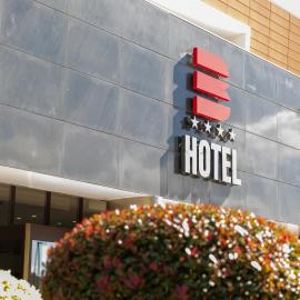 Bhotel, hotel en Lagonegro