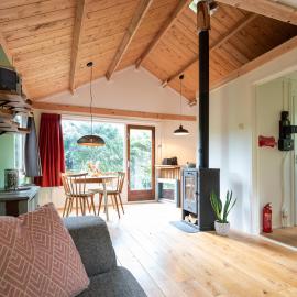 Cozy Tiny House between Veluwe en Veluwemeer - with free use of bikes, hotel sa Ermelo