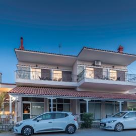PROPERSTAY 101 - Casa Leonardo Chalkidiki, hotel em Polykhrono