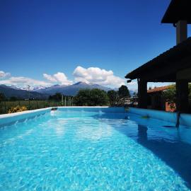 Front में, होटल Orto del pettirosso Appartamento con piscina privata e BBQ
