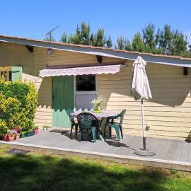Chalet BELIVERS, hotel i Carcans