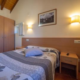 Casa Cambra، فندق في أينسا