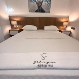 S&S Business Park, hotel en Famagusta