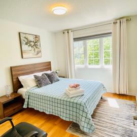 Homestay- private room and bathroom、ウィットビーのホテル