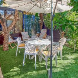 Beautiful Home In Carpentras With Wifi: Carpentras şehrinde bir otel