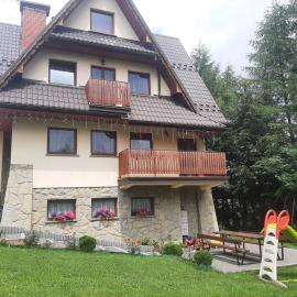 Pokoje Gościnne U Janusza, khách sạn ở Murzasichle