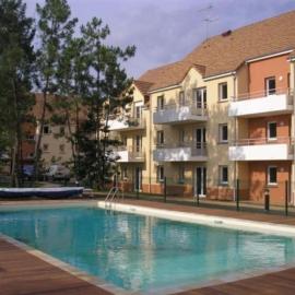 appartementT2 à 2 pas du circuit, hotel v destinácii Le Mans