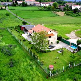 Vivienda María Lourdes, hotel u gradu Brion