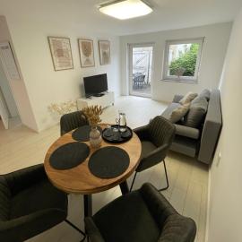 Apartment mit Terrasse - Nähe CHIO Aachen, Hotel in Herzogenrath