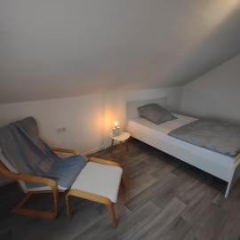 Monteurzimmer in Vellmar mit Küche und Bad، فندق في Vellmar