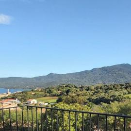 Appartement Papillon avec Piscine et Vue Mer