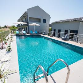 Oasis Apartments, hotel a Kalliópi