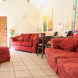 The Doghouse near Silverstone, hotel sa Buckingham