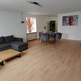 Appartement spacieux 75m2、LʼHôpitalのホテル