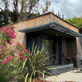 Studio indépendant avec parking privé
