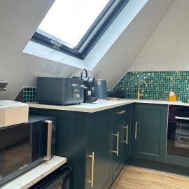 The Loft at Orchard House- Strictly No Parties, hotel in Barton in the Clay