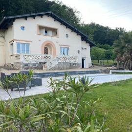 AU PETIT CHENE, hotell i Aire-sur-lʼAdour