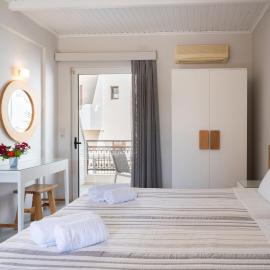 Medousa Studio & Apartments