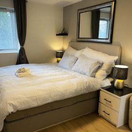 Apartment Lagunen with Terrace, Grill and Free Parking، فندق في بيرغِن