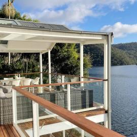 NINE at Berowra Waters, luxury waterfront with hot tub