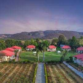 Tiger Den Resort, hotel din Khilchipur