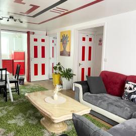 Westfield Gardens Apartment - 3 bedrooms, hotel in Goodmayes