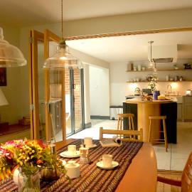 Modernised seven bedroom country house and garden with hot tub