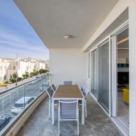 Stunning 3BR home just off the promenade by 360 Estates