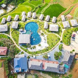 An Lavita Tram Tau Nature Resort، فندق في Cham Ta Lao
