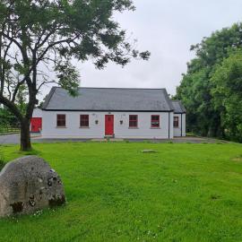 Beautiful cottage in Louisburgh, hotell sihtkohas Mayo