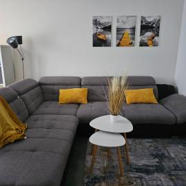 Warburg, FeWo "Sweet Home" 2,5 Zi- EG-separater Eingang - Parkplatz - Terasse- komfortabel,renoviert, hotel Warburgban
