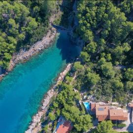 Viesnīca Villa Rosa pilsētā Vrboska