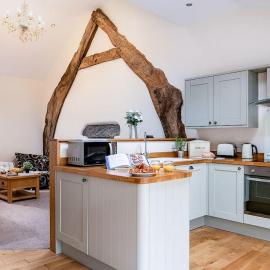 CRUCK BARN - Beautiful Renovated Barn within the Countryside