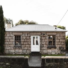 Historic 1850s Magnetic Cottage, hotel a Port Fairy