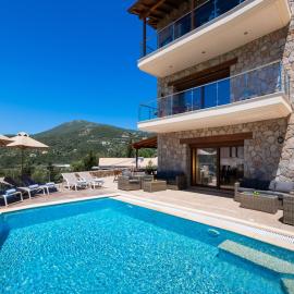 180 Mansion, hotel in Mikros Gialos