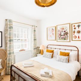 2 Boutique apartments up to 3 parking spaces, hotel en Gloucester