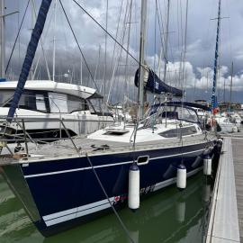 Voilier à quai, hotel in La Rochelle